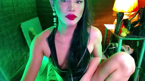 Snapshot of urhardcockqueenxxx chatting on June 9, 10:54 pm queen norelle online show from June 9, 10:54 pm