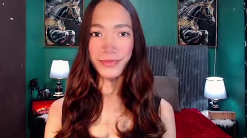 Snapshot of urhot_athena chatting on April 29, 10:52 am urhot_athena online show from April 29, 10:52 am