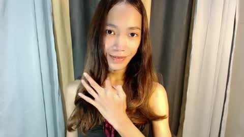 Snapshot of urhot_athena chatting on June 18, 5:41 am urhot_athena online show from June 18, 5:41 am