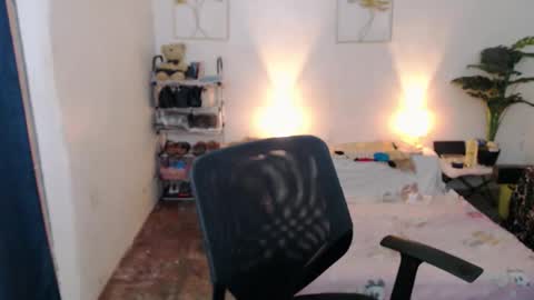 urhotguy_mark online show from November 4, 3:16 am