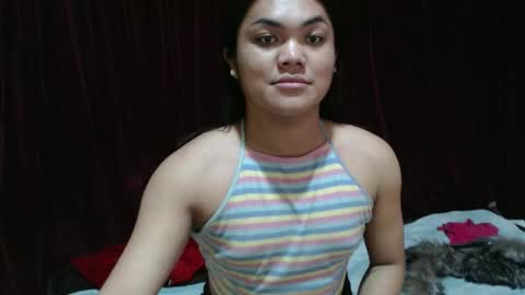 urhottie_bella online show from February 22, 6:35 am