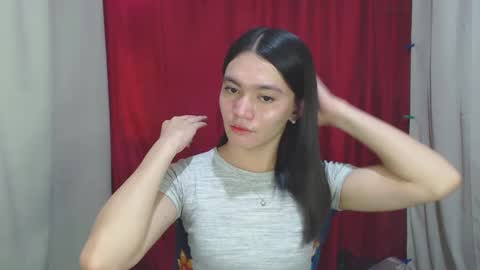 Snapshot of urhottiest_katey chatting on December 21, 6:52 am Katey online show from December 21, 6:52 am