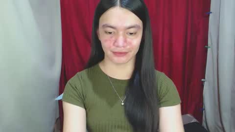 Snapshot of urhottiest_katey chatting on October 22, 6:13 am Katey online show from October 22, 6:13 am