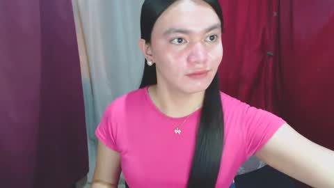 Snapshot of urhottiest_katey chatting on February 13, 7:26 am Katey online show from February 13, 7:26 am