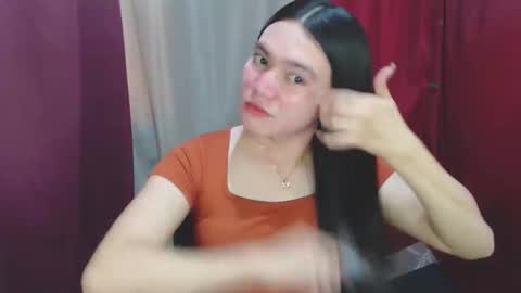 Snapshot of urhottiest_katey chatting on February 23, 6:00 am Katey online show from February 23, 6:00 am