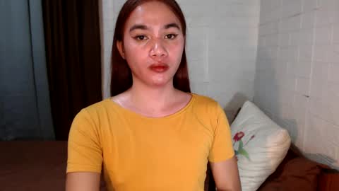 urhottylicious_cum online show from February 17, 1:36 am