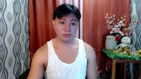 Snapshot of urhunky_ivan chatting on December 20, 3:53 pm urhunky_ivan online show from December 20, 3:53 pm