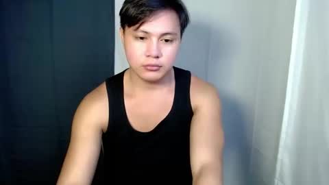 Snapshot of urhunky_ivan chatting on March 9, 5:28 pm urhunky_ivan online show from March 9, 5:28 pm