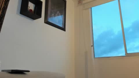 Snapshot of urimare_south chatting on June 27, 11:21 pm urimare_south online show from June 27, 11:21 pm