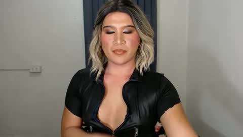 Zoe online show from December 31, 11:42 am