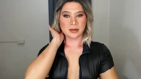 Zoe online show from January 3, 2:21 am