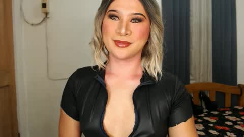 Zoe online show from January 8, 6:52 pm