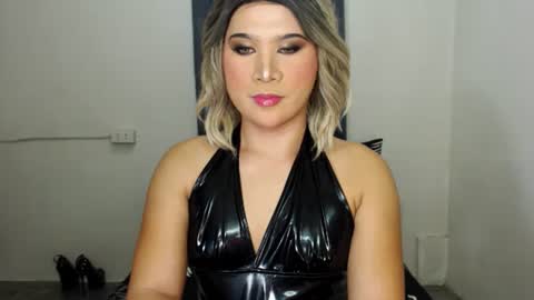 Zoe online show from February 4, 11:05 am