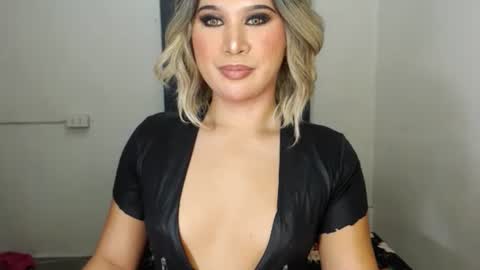 Zoe online show from February 22, 8:50 am