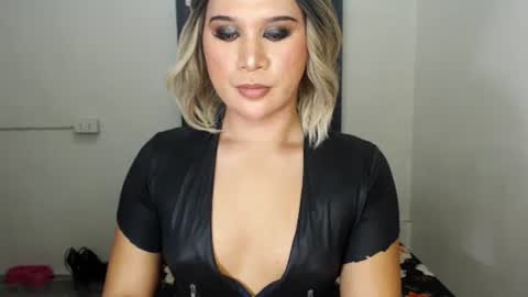 Zoe online show from February 22, 11:57 am