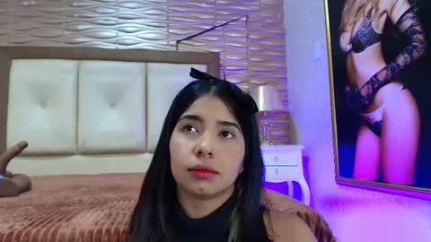 Love online show from December 3, 9:35 pm