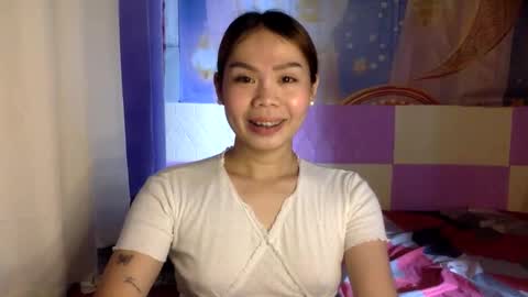 Snapshot of urlvelvypinoy chatting on June 4, 4:51 am Arney online show from June 4, 4:51 am