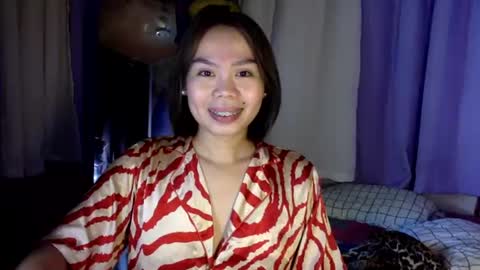 Snapshot of urlvelvypinoy chatting on June 18, 12:44 am Arney online show from June 18, 12:44 am
