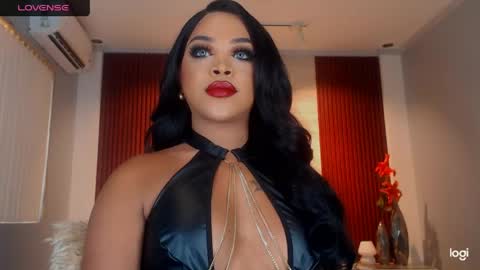 Snapshot of urmajestytyra chatting on May 30, 9:17 am UrMajestyTyra online show from May 30, 9:17 am
