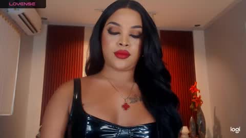 Snapshot of urmajestytyra chatting on June 6, 12:38 am UrMajestyTyra online show from June 6, 12:38 am