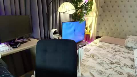 Snapshot of urnatty_guy chatting on May 30, 4:04 pm ander online show from May 30, 4:04 pm