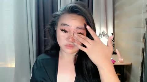 Snapshot of urnaughty_ceciliaxxx chatting on October 5, 12:20 am cecilia online show from October 5, 12:20 am