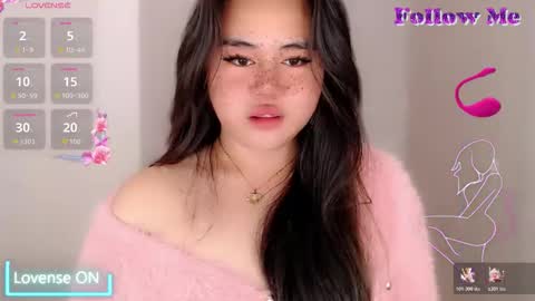 Snapshot of urnaughty_ceciliaxxx chatting on February 24, 12:47 pm cecilia online show from February 24, 12:47 pm