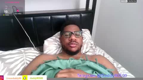 Snapshot of urnewdaddy90 chatting on June 9, 4:18 pm Big Daddy online show from June 9, 4:18 pm
