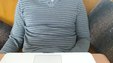 Snapshot of uropportunity chatting on February 15, 10:44 am Dutchsoftie online show from February 15, 10:44 am