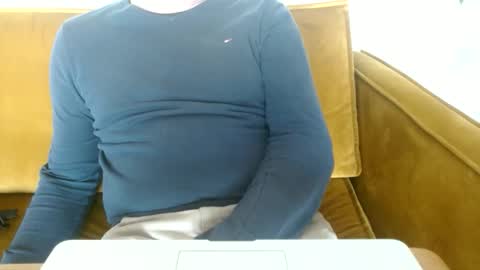 Snapshot of uropportunity chatting on November 7, 3:12 pm Dutchsoftie online show from November 7, 3:12 pm