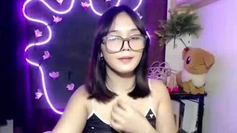 Pia online show from October 14, 10:32 pm