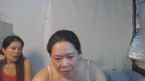 Snapshot of urpinay_singlemother chatting on June 12, 10:03 am urpinay_singlemother online show from June 12, 10:03 am