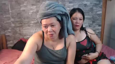 Snapshot of urpinay_singlemother chatting on July 24, 10:24 am urpinay_singlemother online show from July 24, 10:24 am