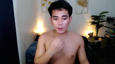 Snapshot of urpinoy_cummer chatting on November 29, 11:35 am urpinoy_cummer online show from November 29, 11:35 am