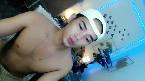 Snapshot of urpinoy_cummer chatting on March 17, 9:12 am urpinoy_cummer online show from March 17, 9:12 am