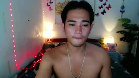 Snapshot of urpinoy_cummer chatting on April 21, 2:01 pm urpinoy_cummer online show from April 21, 2:01 pm