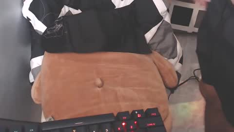 Snapshot of urpinoyasianx chatting on January 10, 7:14 am Mel online show from January 10, 7:14 am