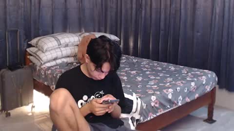 Snapshot of urpinoyasianx chatting on February 6, 8:56 pm Mel online show from February 6, 8:56 pm