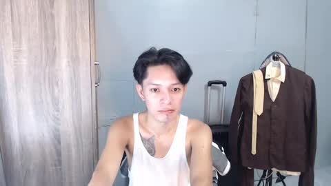 Snapshot of urpinoyasianx chatting on February 17, 10:40 am Mel online show from February 17, 10:40 am