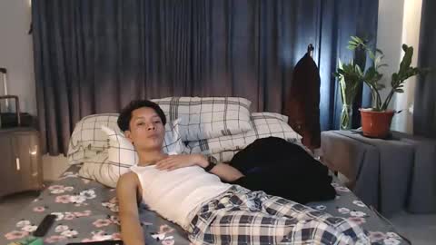 Snapshot of urpinoyasianx chatting on February 25, 6:25 am Mel online show from February 25, 6:25 am