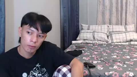 Snapshot of urpinoyasianx chatting on September 12, 9:59 pm Mel online show from September 12, 9:59 pm