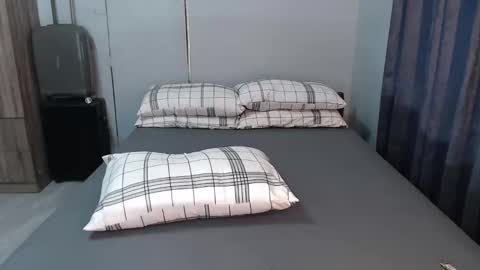 Snapshot of urpinoyasianx chatting on September 24, 11:41 pm Mel online show from September 24, 11:41 pm