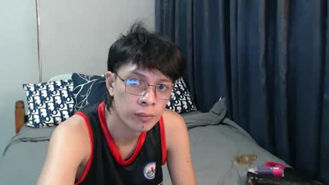 Snapshot of urpinoyasianx chatting on October 9, 11:08 am Mel online show from October 9, 11:08 am