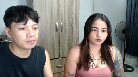 Snapshot of urpinoyasianx chatting on July 16, 1:06 pm Mel online show from July 16, 1:06 pm