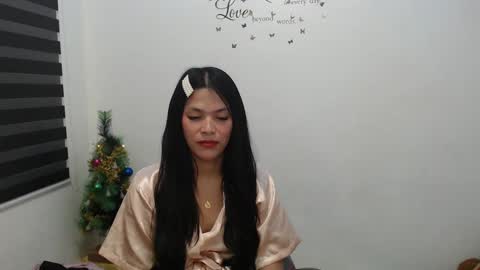 hi im kim online show from December 6, 4:03 am