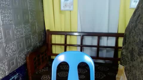 urpretty_girl online show from January 7, 9:28 pm