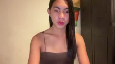 Snapshot of urpretty_mistake chatting on July 11, 3:37 pm urpretty_mistake online show from July 11, 3:37 pm