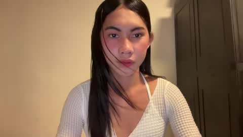 Snapshot of urpretty_mistake chatting on July 15, 11:04 am urpretty_mistake online show from July 15, 11:04 am