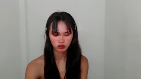 ursandra_xx online show from February 7, 8:31 pm