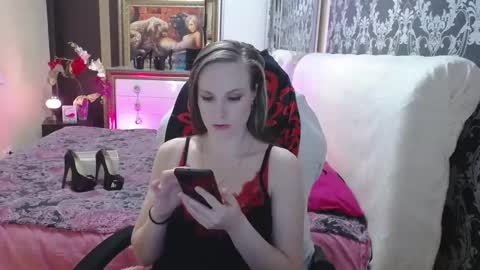 UrSecretTreasure88 online show from February 27, 10:59 am